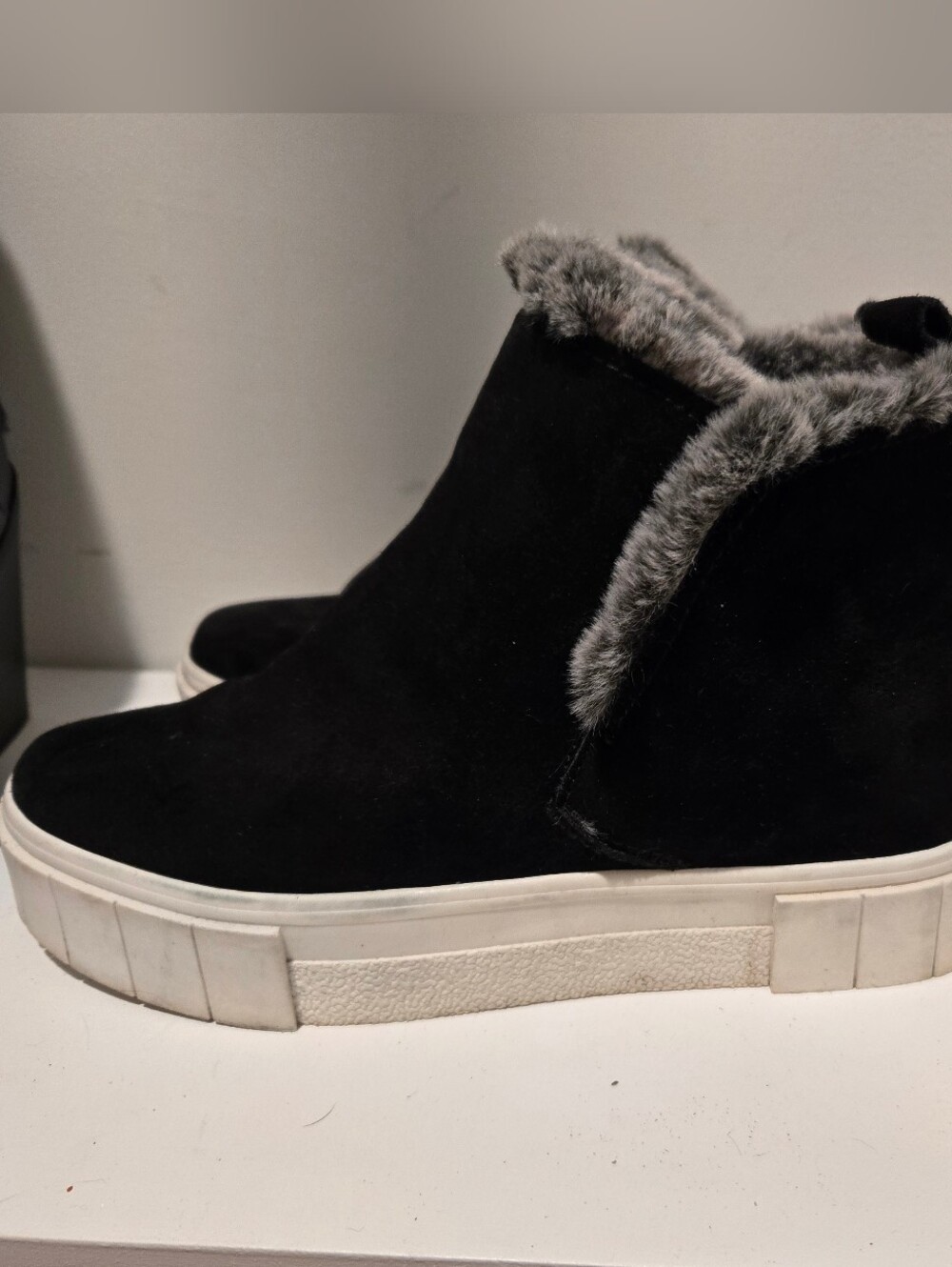 Dolce Vita Black Platform Sneaker Boot with Gray Faux Fur Trim